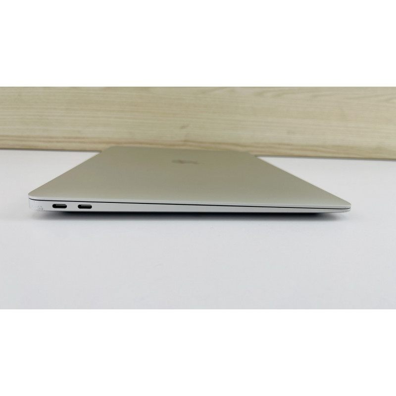 MacBook Air 2020 Silver i3 1.1ghz 8/128